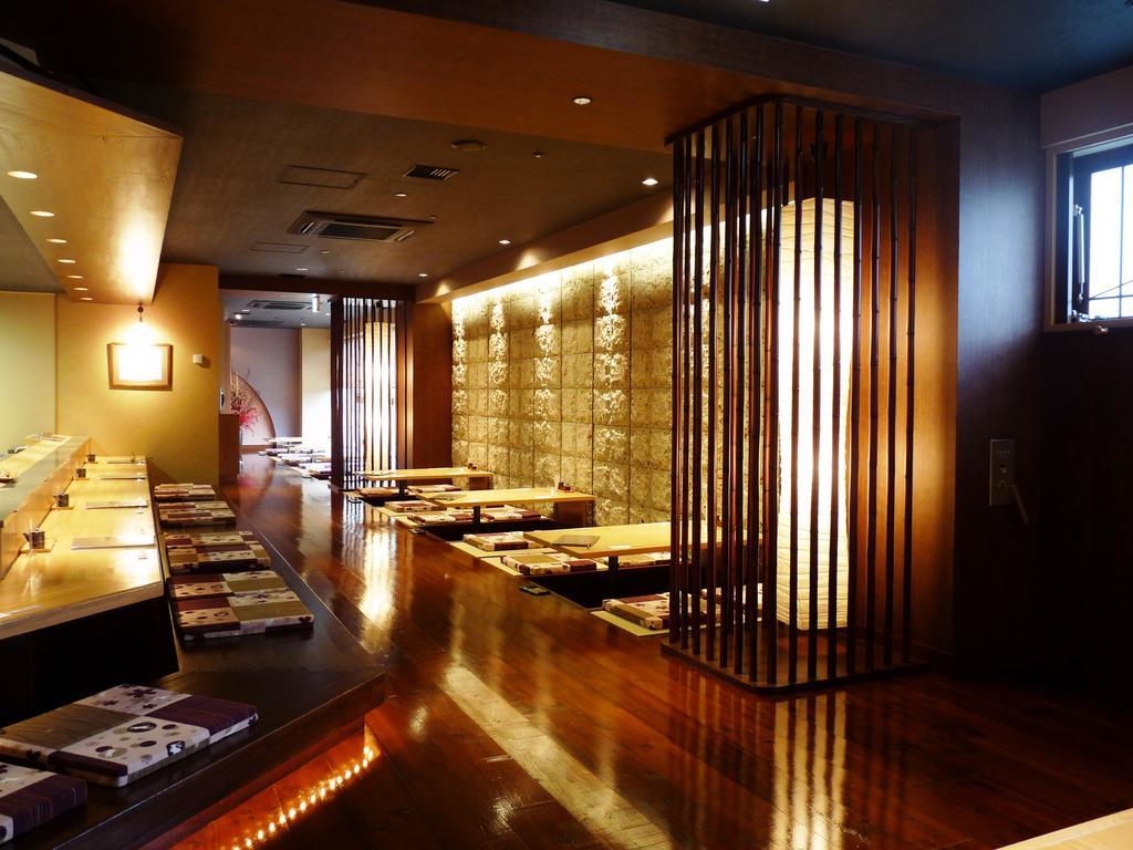 Shin Furano Prince Hotel Exteriér fotografie Interior of a restaurant in Tokyo